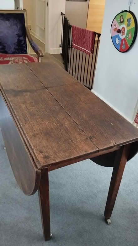 Photo of free Oval dining table (Tw12 1sw) #3