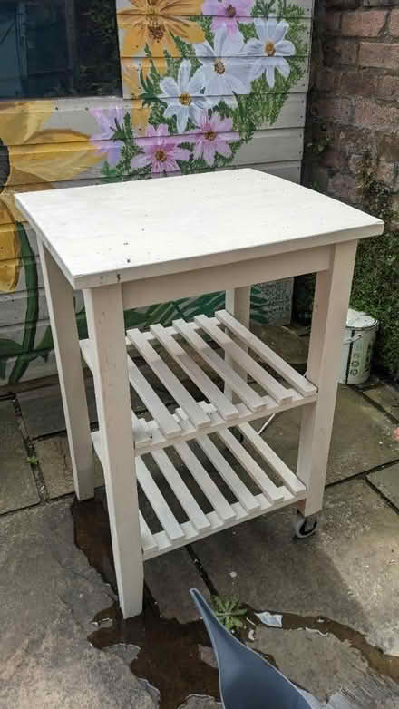 Photo of free IKEA small kitchen island painted (CH43) #1