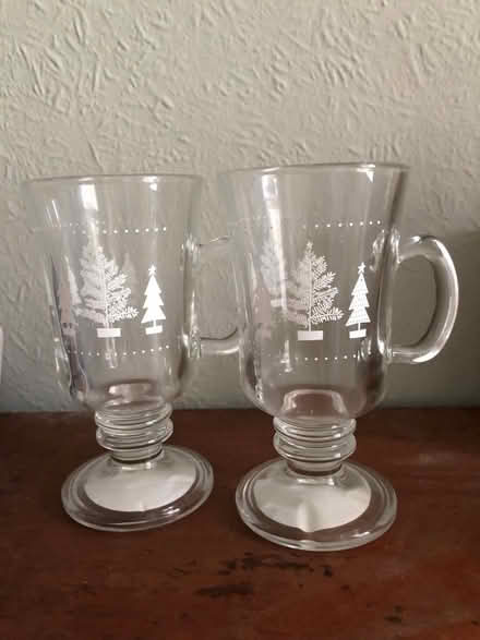 Photo of free Christmas glass coffee mugs (Stirling FK8) #1