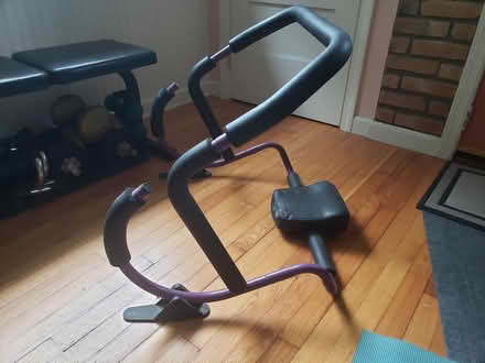 Photo of free Sit up crunch machine (Ulster Park) #2
