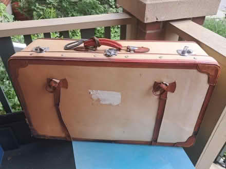 Photo of free vintage steamer suitcases (Hickory St. & Breezehill Av S) #4