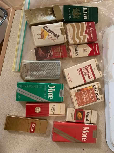 Photo of free vintage cigarette packages (NE Bellevue) #1