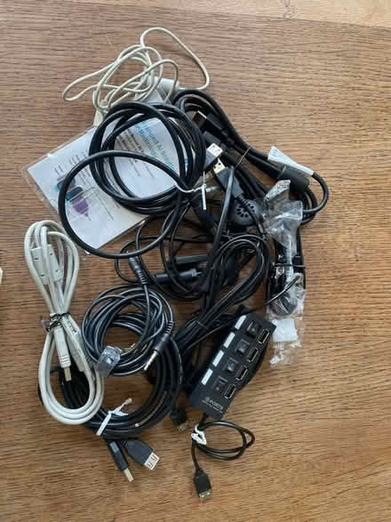 Photo of free Various cables (Didsbury M20) #1