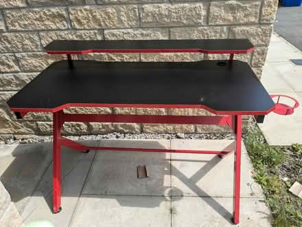 Photo of free Gaming Desk (BB4) #3