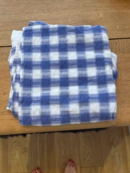 Photo of free Large patterned table cloth (Roehampton (SW15)) #1
