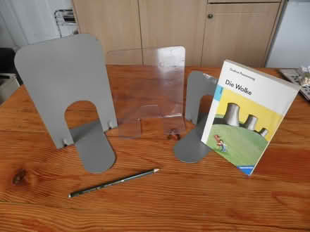 Photo of free book shelf dividers (Albrighton WV7) #1