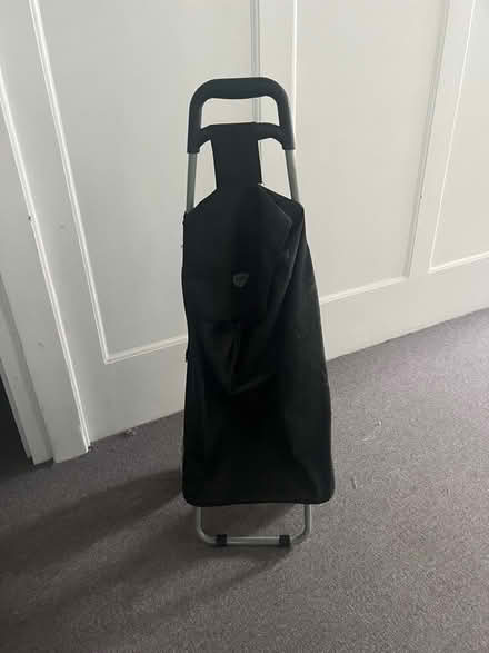 Photo of free Shopping trolley (SW12) #1