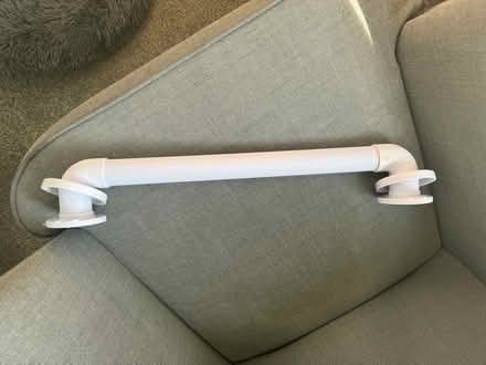 Photo of free Grab rail for shower (TQ2) #3
