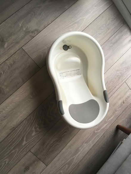 Photo of free Baby bath (OX11) #2