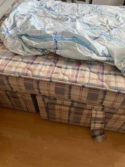 Photo of free Double bed with mattress (Croydon) #1