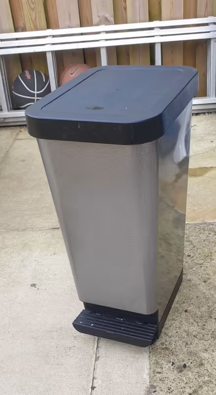 Photo of free Plastic pedal bin approx 30litre (Warley HX2) #1