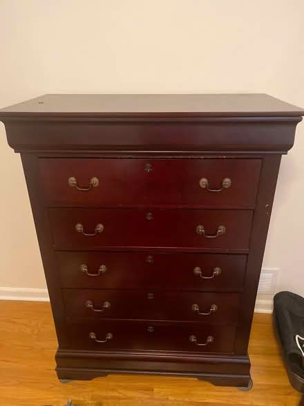 Photo of free Bedroom dresser and tall boy (Bridgewater NJ) #1