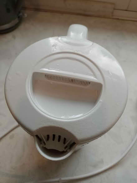Photo of free Kitchen ettlle (Abingdon OX14) #2