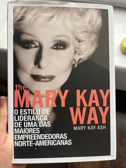 Photo of free (PT-BR🇧🇷) Book: The Mary Kay Way (E9 7TP) #1