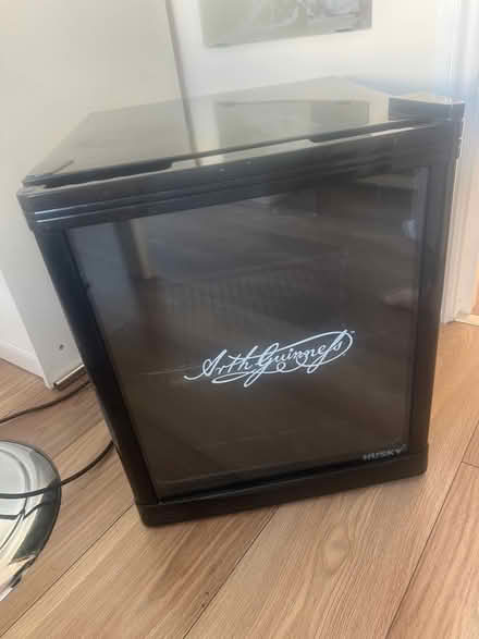 Photo of free Mini fridge (Cr7 8lw) #1