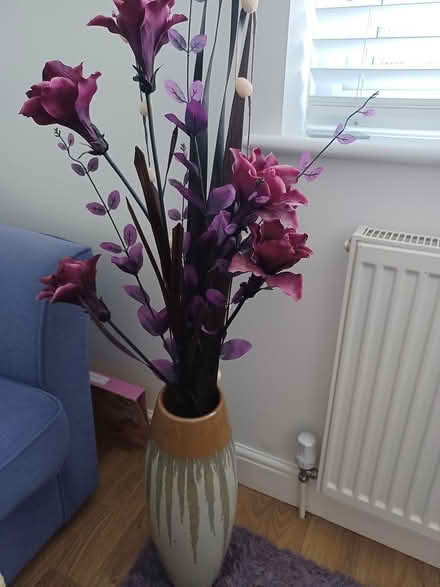 Photo of free Large vase with fabric flowers (AL6 Welwyn) #1
