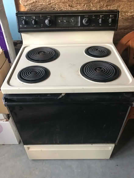 Photo of free Old (but working) Oven/Stovetop (North Frederick) #1