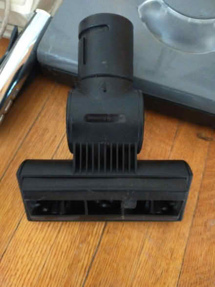 Photo of free Beam Vacuum Attachments (Bloor and Spadina) #4