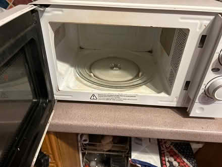 Photo of free Microwave working (Midhurst) #2