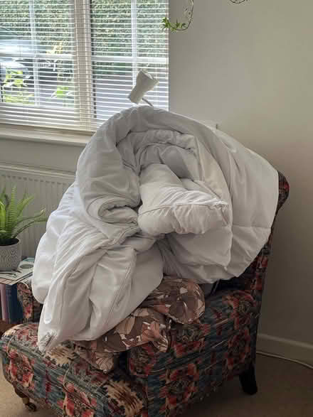 Photo of free King Size Winter Duvet (Harrogate HG2) #4