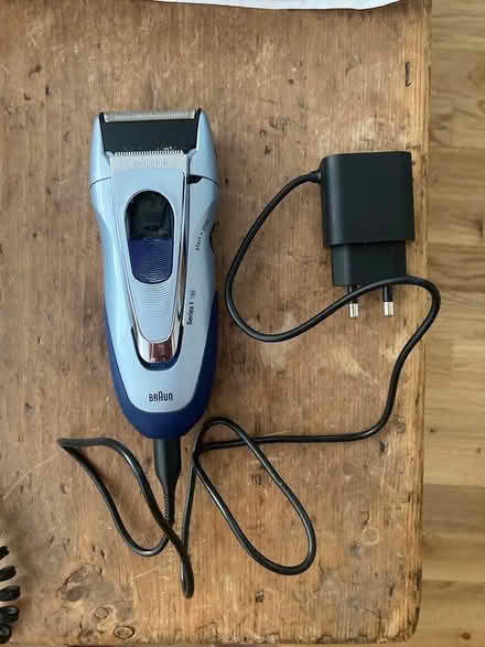 Photo of free Braun series 1 electric razor (Henley in Arden) #1