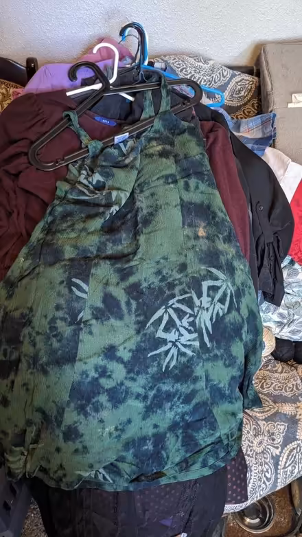 Photo of free Clothing (Vancouver/Portland metro area) #3