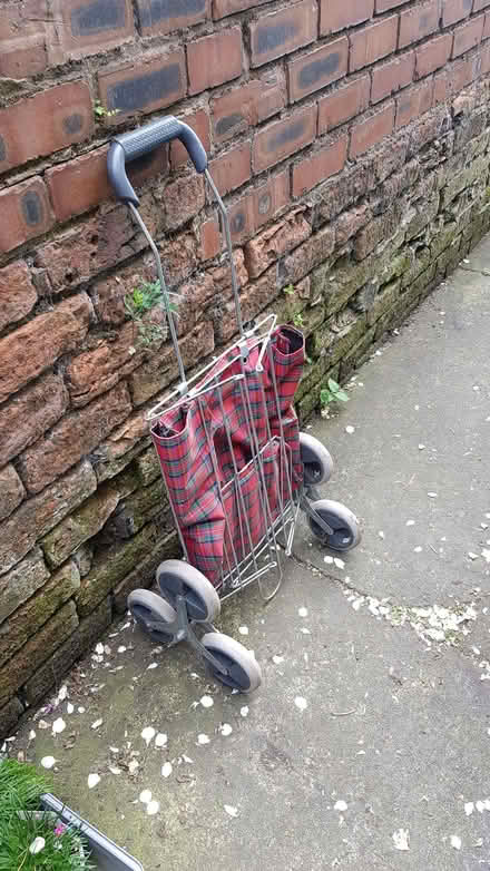 Photo of free Folding shopping bag on wheels (Orford WA2) #2