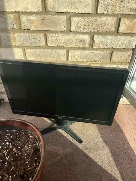 Photo of free Acer monitor (East Dulwich) #1