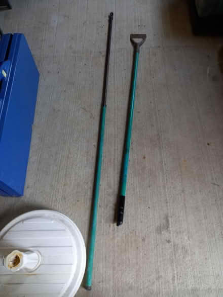 Photo of free Washing line pole and hoe (Waterlooville) #1