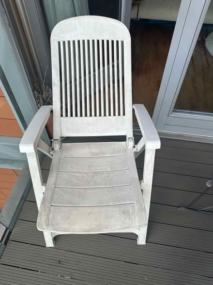 Photo of free Reclining sun chair (Canary Wharf, E14) #2
