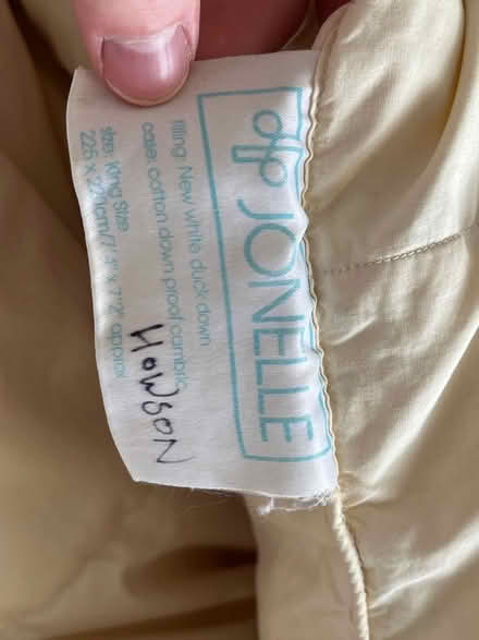 Photo of free Jonelle King Size Winter Duvet (Harrogate HG2) #2