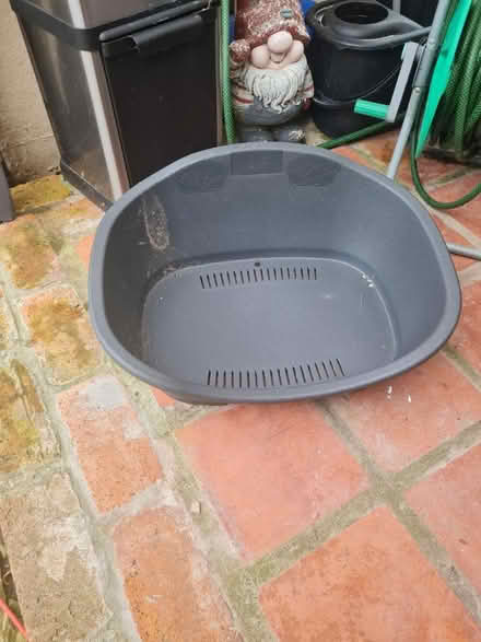 Photo of free Dog bed (CH65) #1