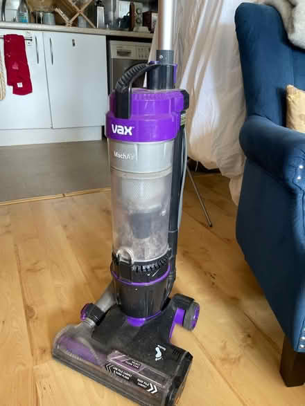 Photo of free Vaxx hoover - makes loud noise (Cowley road) #1