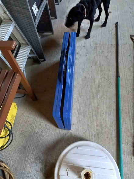 Photo of free Picnic table with 4 chairs (Waterlooville) #1