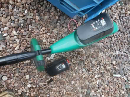 Photo of Battery Charger for Strimmer (Trench TF2) #1