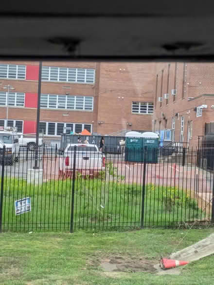 Photo of free books behind Hendley School (SE Washington, DC 20032) #1