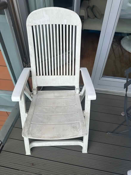 Photo of free Reclining sun chair (Canary Wharf, E14) #4