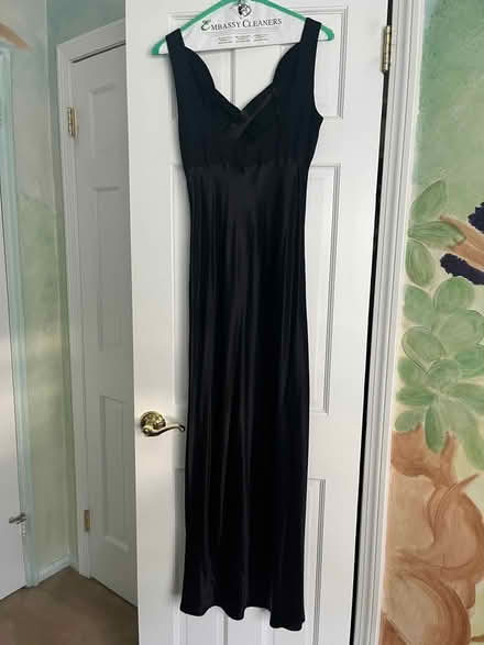 Photo of free Size 7 dress (Scarsdale/New Rochelle) #2