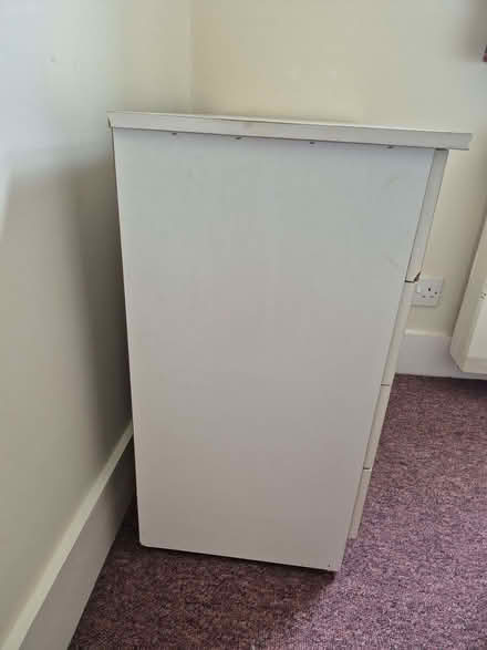 Photo of free Small chest of drawers (Merton SW19) #2