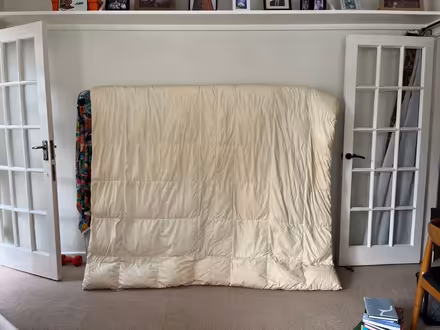 Photo of free Jonelle King Size Winter Duvet (Harrogate HG2) #1
