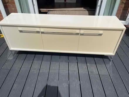 Photo of free TV unit (Shotgate SS11) #2