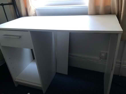 Photo of free White desk (CB1) #1