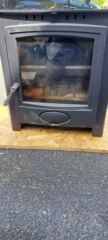 Photo of free Aarrow Multifuel Inset Stove (Stanton-in-Peak DE4) #1