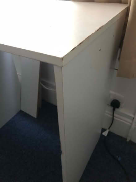 Photo of free White desk (CB1) #2
