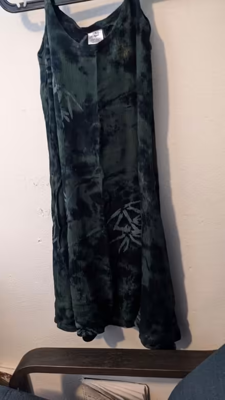 Photo of free Clothing (Vancouver/Portland metro area) #4