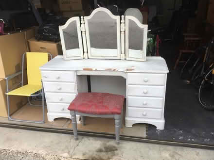 Photo of free Ducal Pine Dressing Table (Graven Hill Depot OX25) #1