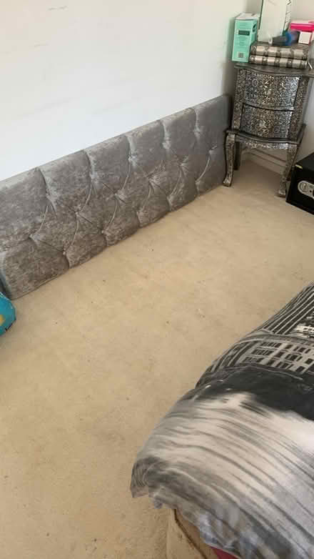 Photo of free Big heavy white/cream rug (AL4) #1