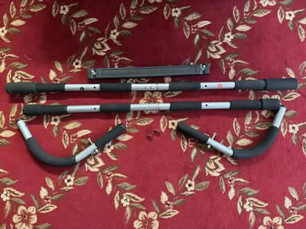 Photo of free Doorway pull-up bar (East Arlington) #1