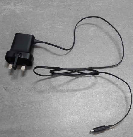 Photo of free Nokia travel phone charger with USB-microB connector (South Ham RG22) #1