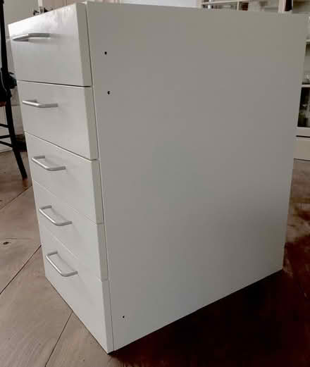 Photo of free Kitchen under-counter drawer unit (Rodborough GL5) #1